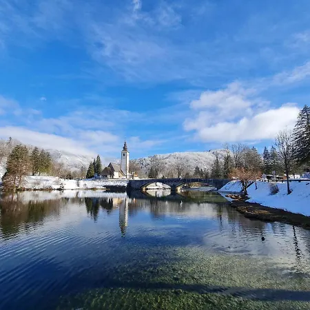 River View Irena Apartament *