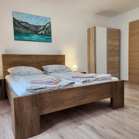 Appartement River View Irena